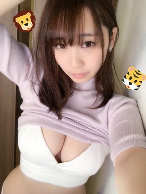 上はセーターニットで下はスカート履いてない女子って愛らしさ↑↑だよね！ 19