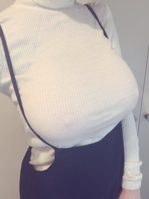 ３次リアル乳袋！これは即保存不可避！めっちゃ股間にくる着衣巨乳画像！ 14