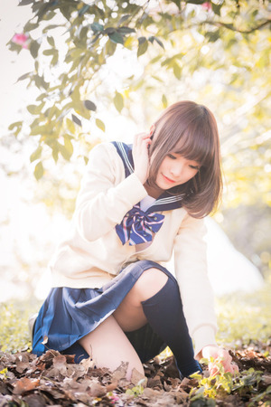 【清楚系】JKの制服エロス！夏の日差しでこそ輝く透明感がある！ 18