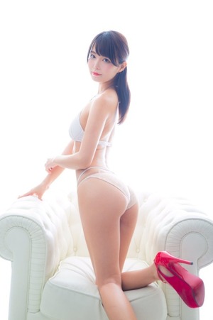  締りの良さそうなケツしてますわwwwフィギュアのようなエロい下半身www 3