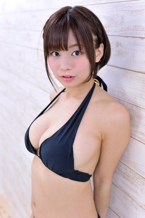 【おっぱいビッチ】JS４ですでにCカップだった巨乳小学生の現在→爆乳グラドルに！ 11