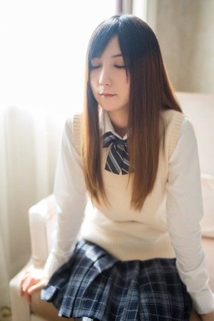  なにこれエロい！清楚JKが制服のしたにボンデージ着込んだ奴隷でしたwww