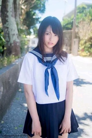 画像：【清楚系】みんな大好きな清く正しい美少女JKの透明感あふれる画像！ 3枚