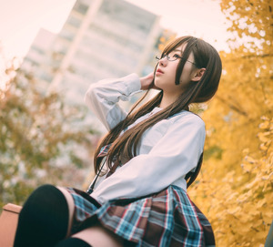 その佇まいと身にまとう雰囲気にグッときた制服の美少女画像！ 5
