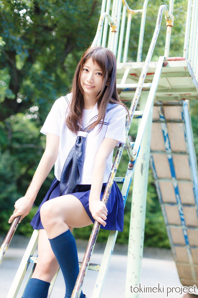 CDX funkyimg порно -р- すりすりしたいねぇｗｗｗＪＫの生足ふとももとパンチラのエロス！ : 清楚系ビッチのエロ画像・動画ブログ