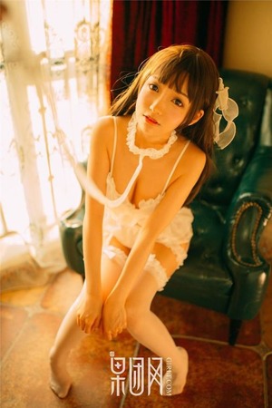 【清楚系】美少女の白ランジェリーはほんと目の保養ですわwww 9