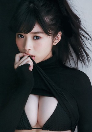 画像：【清楚巨乳ビッチ】みんな大好き黒髪ボインな女の子画像！ 13枚