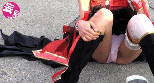  ピンクローター入れたままコスイベ参戦するコスプレイヤーwww 3
