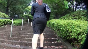ロケット乳な就活生と中出しセクロスwwwリクルートスーツエロいwww