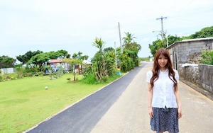 ゆるふわ髪のお嬢様が白ブラウスの中にデカチチを隠してやがったwww 2