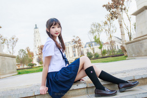 画像： 【清楚系ビッチ】清涼なオーラにグっとくる制服女子のエロス画像！ 5枚