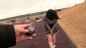 イジメ甲斐があるマゾ顏www清楚系ドMな田舎娘を喉イキイラマに顔面踏みつけで肉便器扱い!