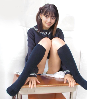 【ビッチポーズ】誘い受けの流儀wwwM字開脚でパンツ見せてる女子画像！ 20