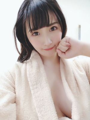 こんな清楚ちゃんが精液飲むの大好きで大量にザーメン飲みまくるとかシコリティ高すぎｗｗｗ