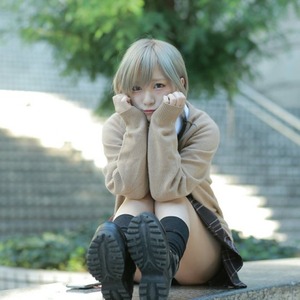 プリーツスカートって絶対カワイイでしょ！なフェチエロ画像www 17
