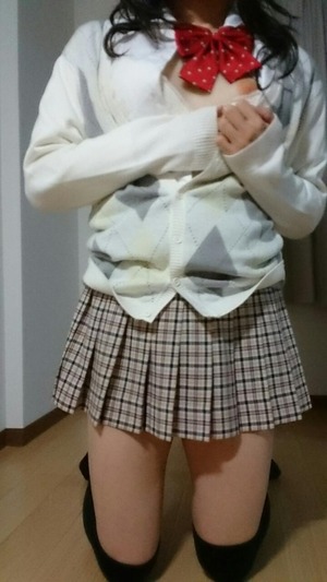 画像： こやつできるぞwwwJK制服に子供パンツでエロ自撮りする素人JDがイイ！ 8枚