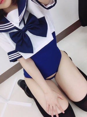 【清楚系ビッチ】エロコスにエロ下着wwwフォロワーにエロアピールする自撮り娘画像！ 14