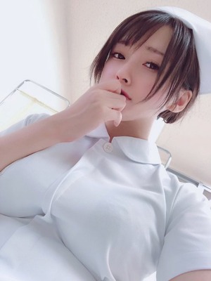巨乳にエロコス！シコリティの高い自撮りをＵＰする承認欲求↑↑女子のエロス！