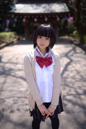  黒髪ショートへアで妹系低身長ちゃんの制服＆ちょいエロ自撮り！ 9