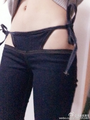 【清楚系ビッチ】ロングヘアな美少女のエロコス＆自撮りはイイね！ 16