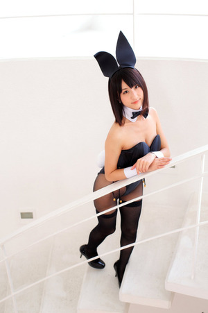 【清楚系ビッチ】性的な奉仕が上手そうなメイド＆バニーガールのエロ画像！ 3