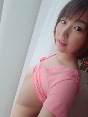 松本菜奈実ちゃんのぷるるん爆乳なツイッター動画とオフショ自撮り画像！ 2