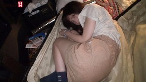 酷いことするｗ放尿・ぶっかけ・イラマｗ鞄に詰められ拉致された薄幸顏美少女の凌辱悲壮感エロス。 19