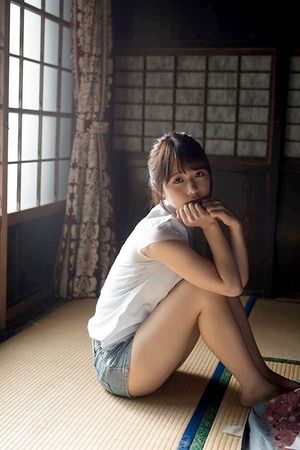 白下着が似合う低身長巨乳ちゃんを寝バックで生オナホ扱いwww