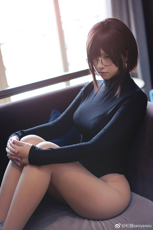 これはナイスな雰囲気のメガネ美少女ですね！ 2