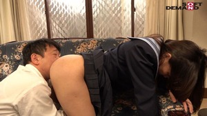 黒髪ロングでおっぱい大きめＪＫがおっさんの唾液もザーメンもすする汁だくセクロス！ 5