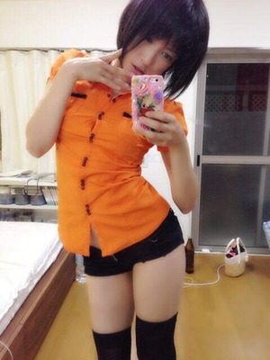 黒髪ちっぱいロリボディ・藤崎ルキノの性的すぎる自撮り！ 11
