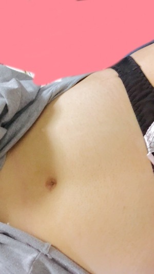 【人気記事】顔隠してても美少女とわかる黒髪ロング素人のエロ自撮り最高www 12