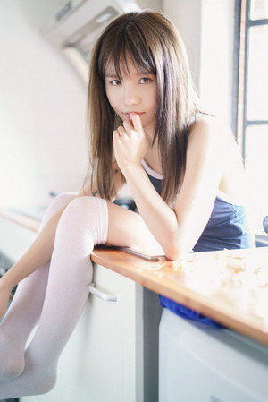 画像：【清楚系】透明感が素晴らしい制服＆スクール水着のエロス画像！ 14枚