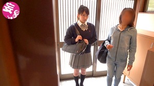 これまたダイナマイトボディな清楚ビッチJKですなぁ・・・w