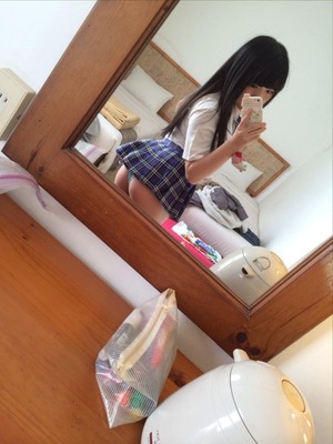 【清楚系ビッチ】Hカップのロリ顔・有坂るりちゃんの爆乳自撮りが超エロいwww 9