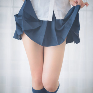cd75db88 s - 全国のふとももマニアよ集え。フェチ感が強い制服女子の生脚を集めた。