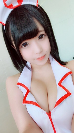良いものをお持ちでwデカパイ女子のエロ自撮りで元気をチャージ！！ 17