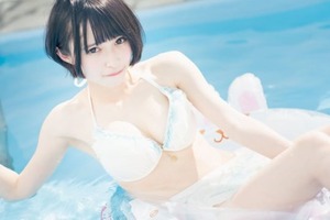 ひかえめオーラの黒髪ショート美少女のはにかみ水着画像www 3