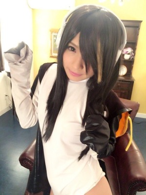 画像：小悪魔ビッチ女優・麻里梨夏ちゃんのアズレン＆FGOコスプレ画像！ 4枚