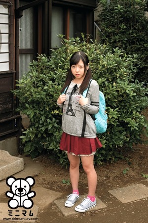 身長差と体格差がぐうしこ！低身長女児服ま〇こに中出しセクロス！