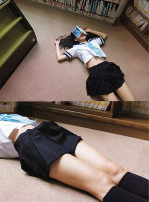 【清楚系】シコリティ↑↑なJKのパンチラ＆生足ふとももエロス画像w【２８枚】 8