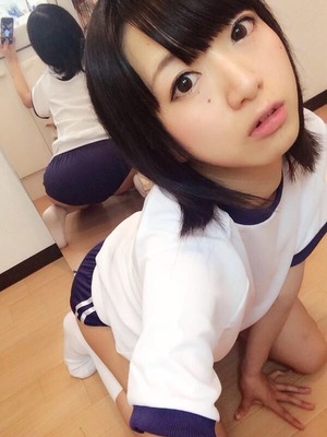 体操服の女の子が見せる生足と青春ボディのエロス！ 12