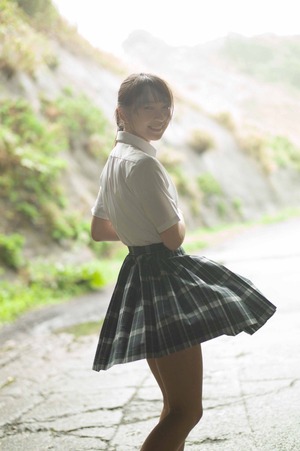 いい感じにエロい！ふとももとパンチラの制服エロス画像！ 5