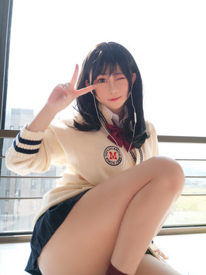  これは良い太もも！スベスベ肉感な美少女制服コスプレイヤー！ 7