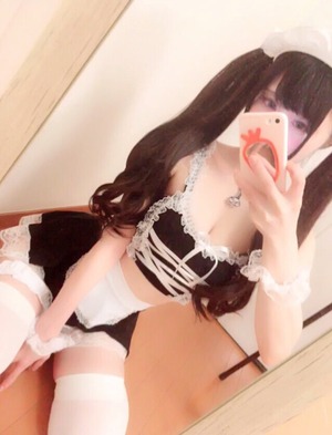 くびれ巨乳な美人さんのコスプレ自撮りが攻撃力高いっすwww 5