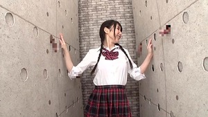 迫りくる壁チ〇ポトラップｗｗｗｗ草不可避な脱出ゲームにＡＶ女優が挑戦ｗｗｗｗ 10