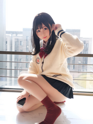  これは良い太もも！スベスベ肉感な美少女制服コスプレイヤー！ 5