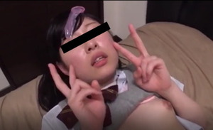 みんな大好きビッチなダブルピース女子のエロス画像！ 15