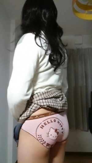 画像： こやつできるぞwwwJK制服に子供パンツでエロ自撮りする素人JDがイイ！ 10枚