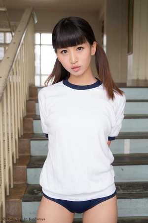 画像：【清楚系ビッチ】エロスとキュートを兼ね備えてる体操服ブルマ女子画像！ 3枚